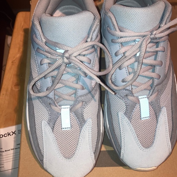 Yeezy sneakers - Picture 5 of 6
